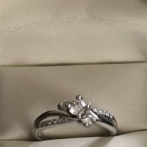 Beautiful .41 ct CANADIAN DIAMOND RING!  14k White Gold  GORGEOUS!  See VIDEO!